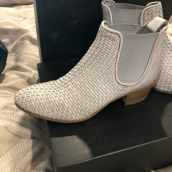 JP David Italian Woven Leather Bootie - Picture 4 of 6